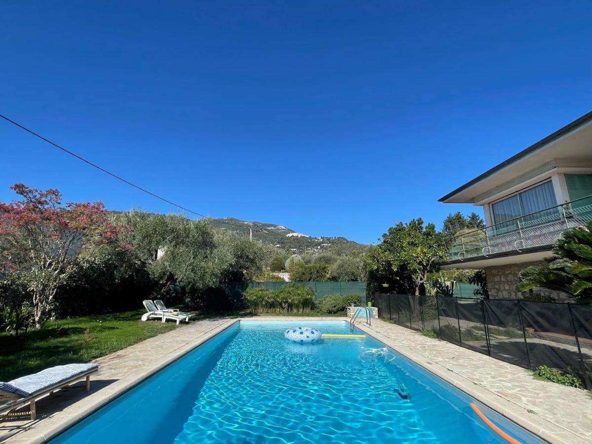 Bas De Villa Avec Acces Piscine Pres De Nice Cannes Monaco Carros Extérieur photo