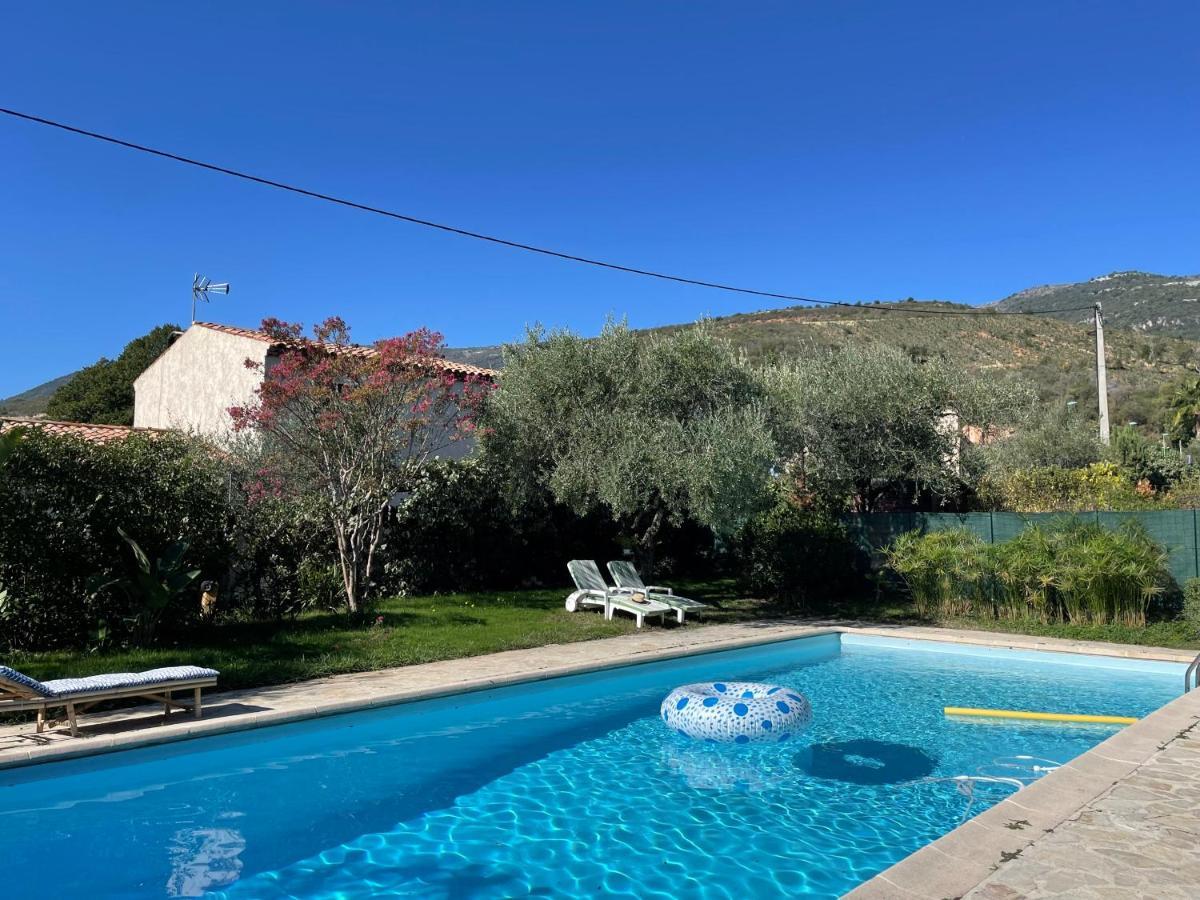 Bas De Villa Avec Acces Piscine Pres De Nice Cannes Monaco Carros Extérieur photo